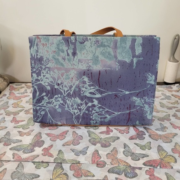 Banana Republic Vintage Silk Bag - Picture 6 of 16